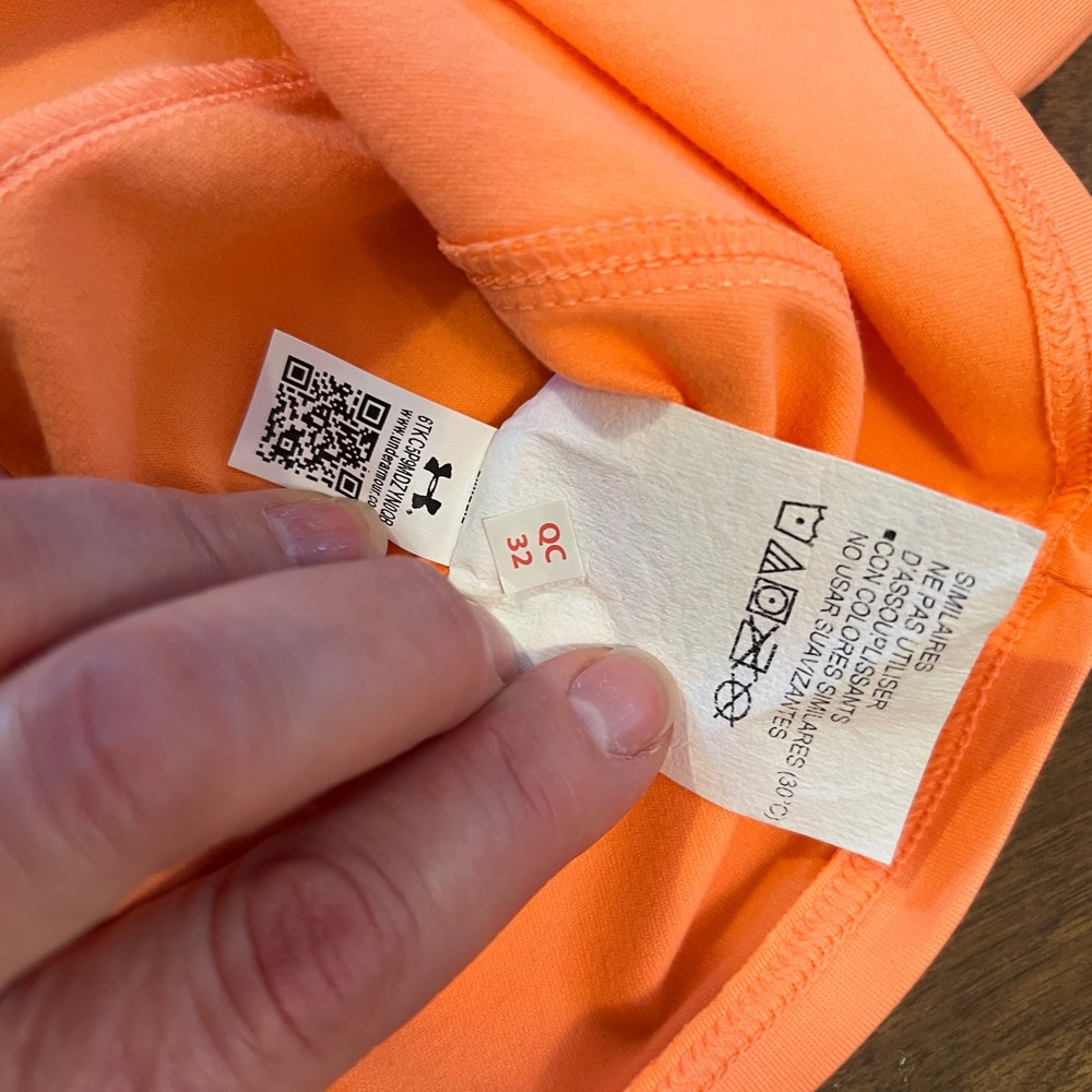 Under Armour Womens UA Train CW Crew Long Sleeve Shirt Orange 1373970 Small NWT - Picture 7 of 14